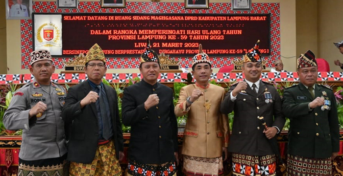 Peringati HUT Ke-59 Provinsi Lampung, DPRD Lampung Barat Gelar Paripurna