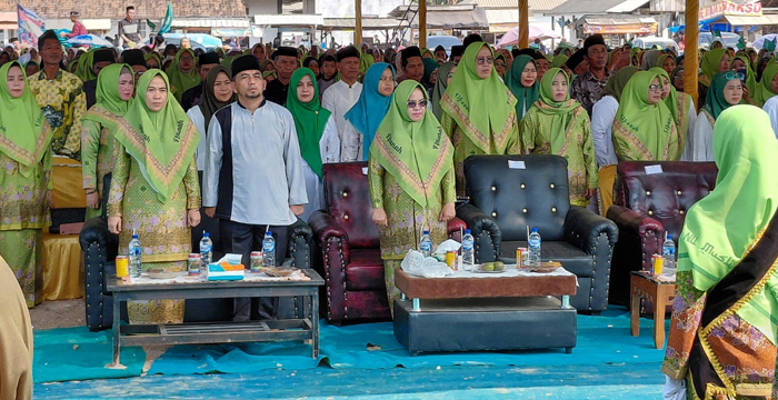 13 Pimpinan Ranting Muslimat NU Rawajitu Utara Resmi Dilantik, Anak Yatim Dapat Santunan