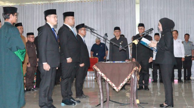 Machiavelli Herman Dilantik Jadi Sekda Way Kanan, Bupati Ayu: Harus Bawa Perubahan Nyata