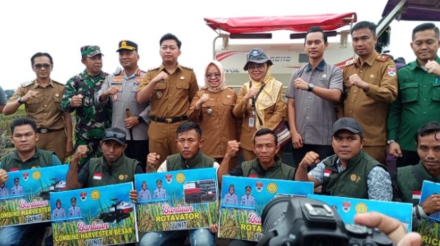 Bupati Mesuji Tancap Gas Panen Raya, Warning Keras Petani: Jangan Judi, Narkoba, atau Selingkuh!